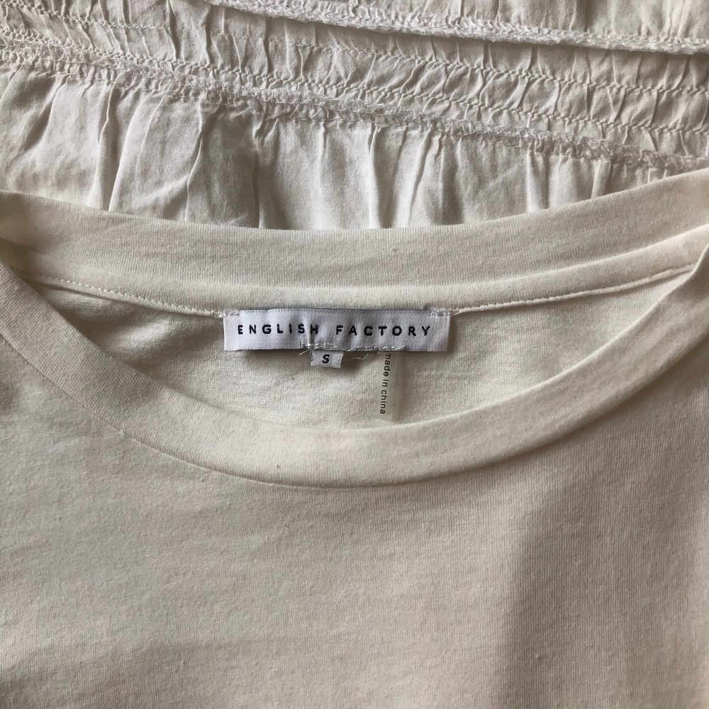 BELL-SLEEVED TOP✨ - Picture 4 of 4